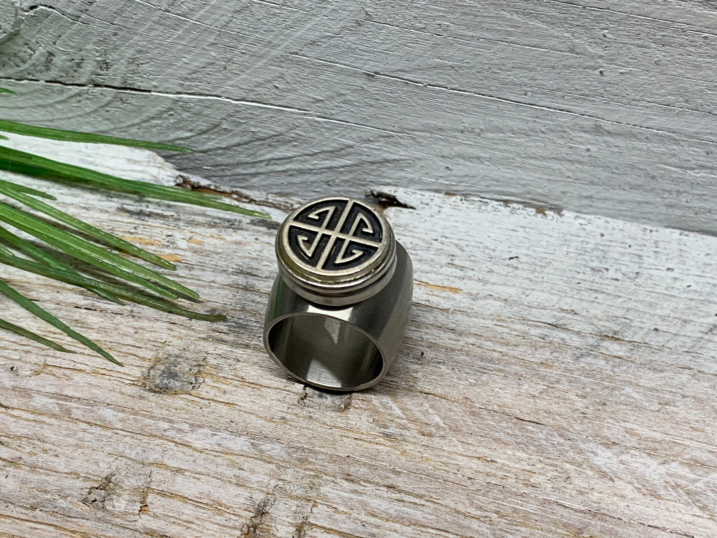 Keltischer Edelstahl Ring Gr. 17 / 18 mm – Wechselbares Chunk Design