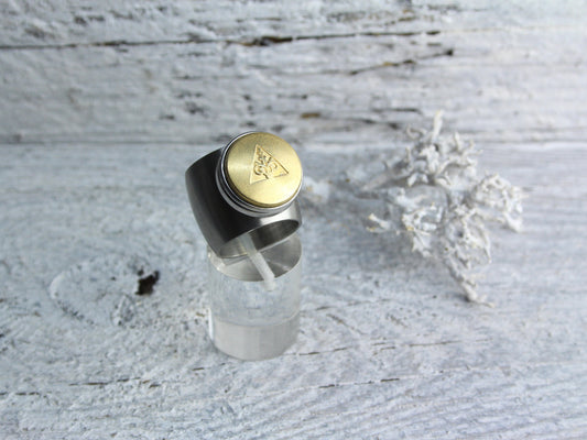 Geometrischer Edelstahl Ring Gr. 17 und 19 mm – Bicolor Design